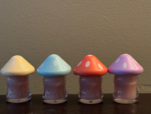 Tallow based lip gloss